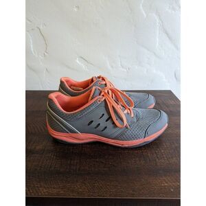 Vionic Women's Motion Venture Gray and Pink Walking Shoes - Size 8.5